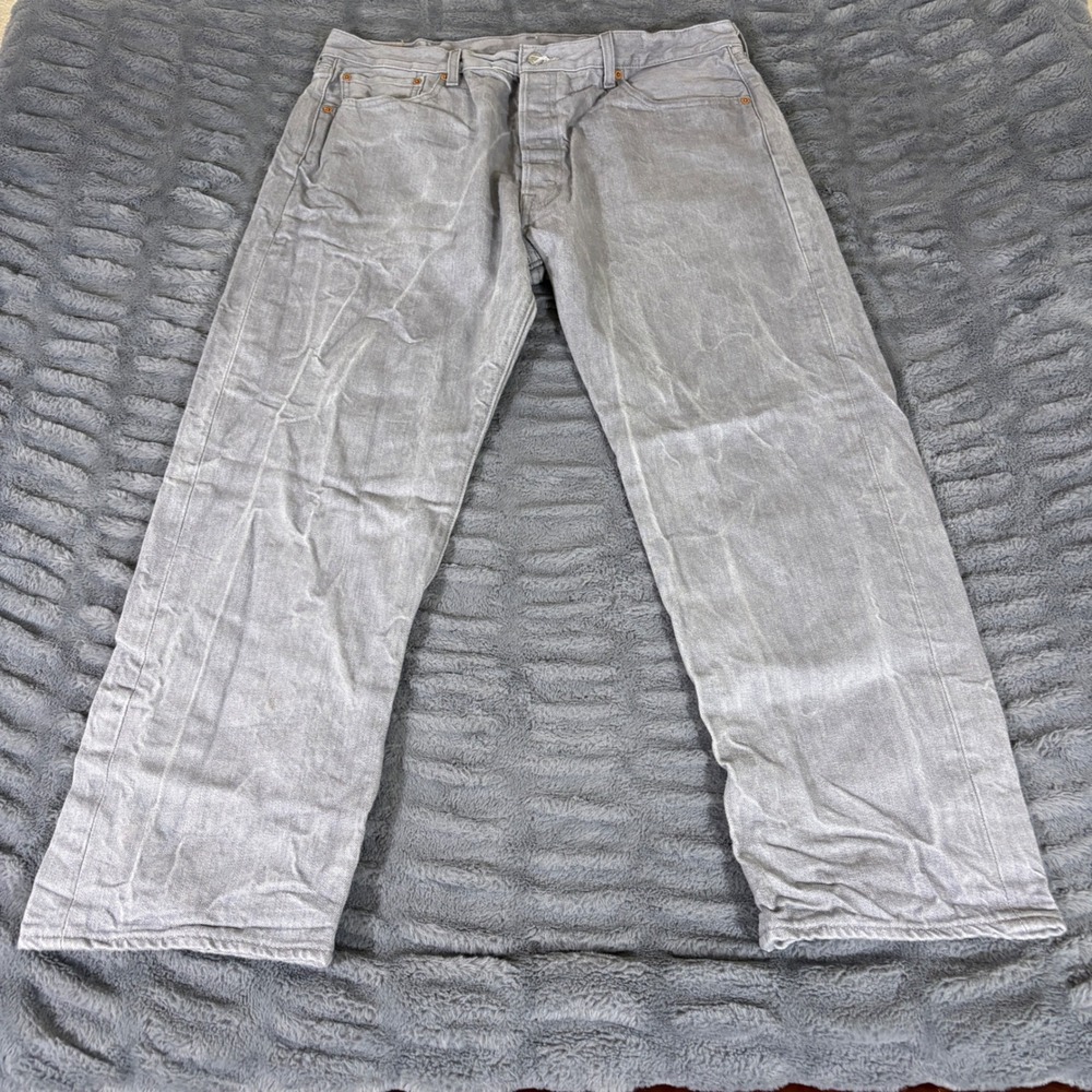 Levis 501 Original Fit Mens Gray Denim Jeans Straight Leg W40 L28 AR767